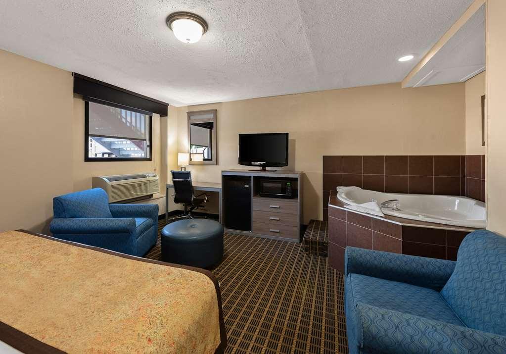 Best Western Adena Inn Чиликоти Стая снимка