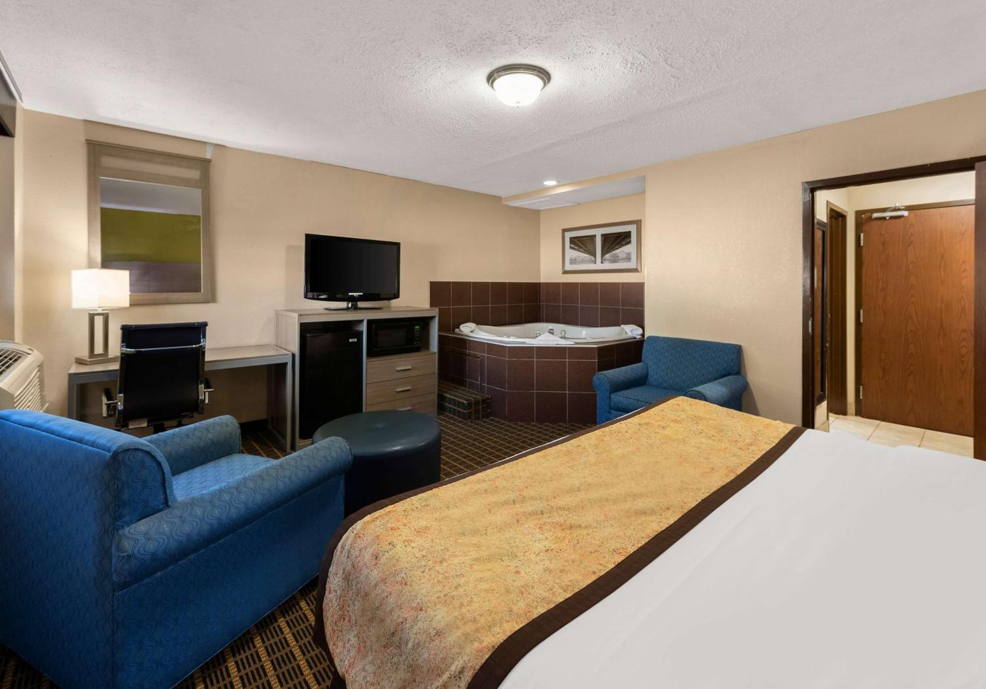 Best Western Adena Inn Чиликоти Екстериор снимка