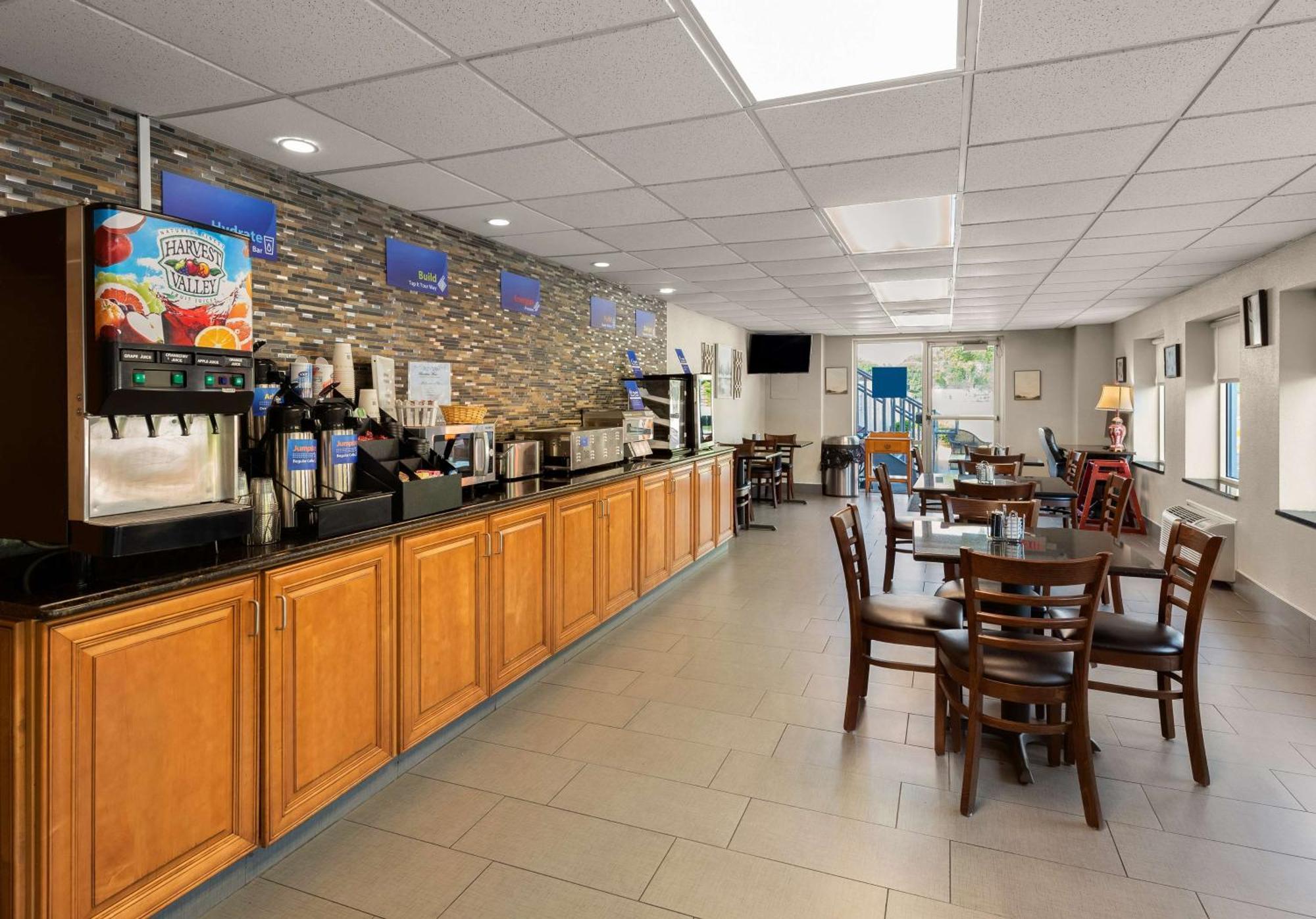 Best Western Adena Inn Чиликоти Екстериор снимка